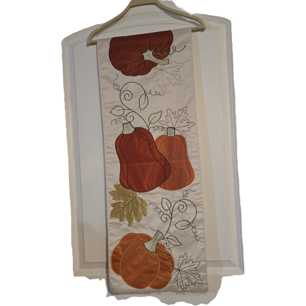 Embroidered Pumpkin Harvest Thanksgiving Table Runner